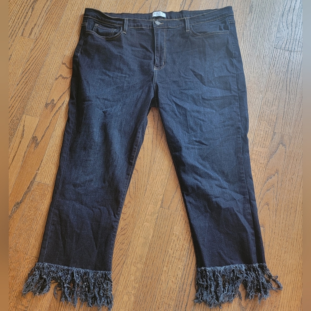 Judy Blue The Fray Jeans, Sz 22W